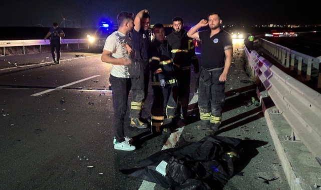 Motosiklet ve araba kafa kafaya çarpıştı: Ölü ve yaralılar var!