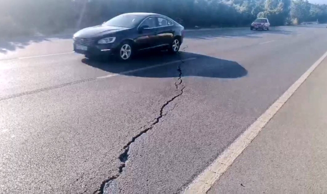 Mudanya'da korkutan çatlaklar!
