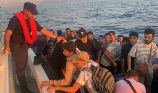 Muğla'da 27 düzensiz göçmen kurtarıldı!