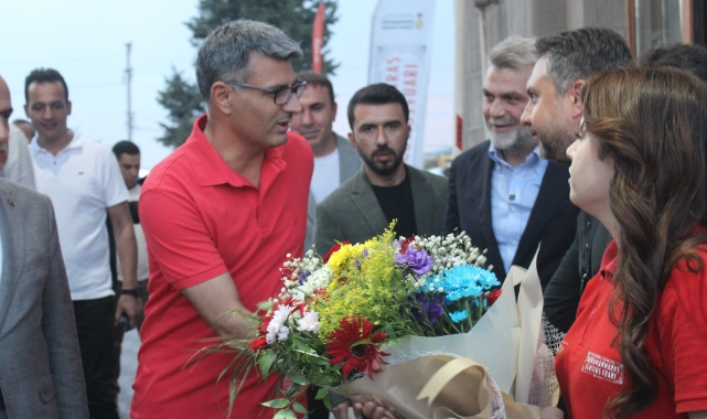 Olimpiyatlara damga vuran Yusuf Dikeç, Kahramanmaraş'ta ilgiyle karşılandı