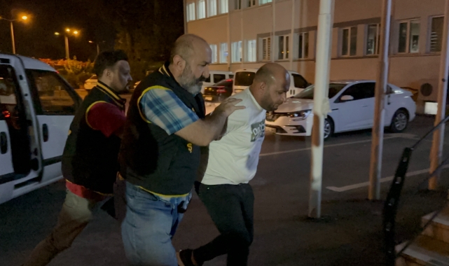 Otomatik tabanca ile havaya defalarca ateş açan şahıs yakalandı!