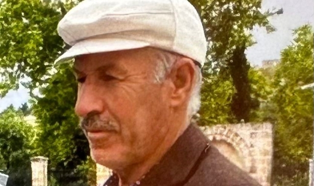 Otomobil ile traktör çarpıştı 2 ölü