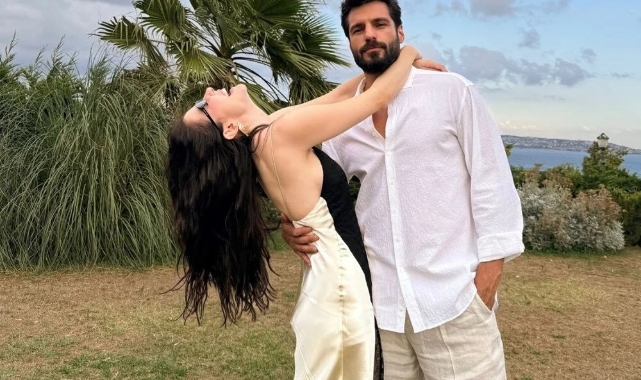 Özge Gürel ile Serkan Çayoğlu’ndan evlilik yıl dönümü kutlaması