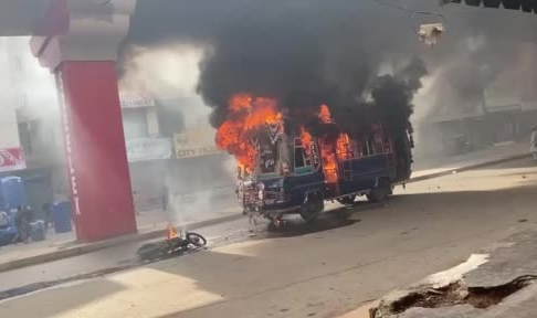Pakistan’da iki grup arasında çatışma: 2 ölü, 12 yaralı
