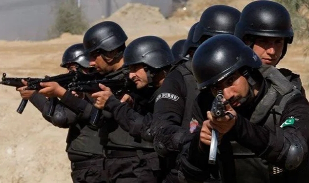 Pakistan’da polise roketli saldırı: 12 ölü, 7 yaralı