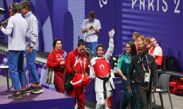 Paralimpik Oyunları'nda Ali Can Özcan gümüş madalya kazandı
