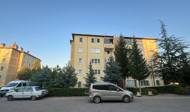 Pencereden düşen 3 yaşındaki çocuk hayatını kaybetti