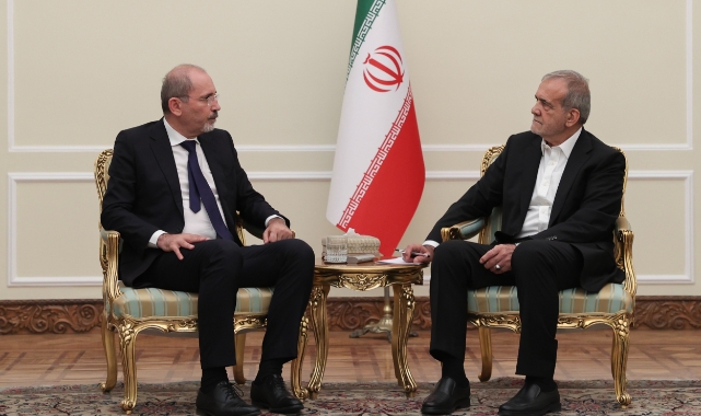 Pezeşkiyan: "Siyonistlerin bu küstahlığı cevapsız kalmayacak"