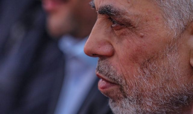 Suudi medyası: “Yahya Sinwar, Halid Meşal’in Hamas Siyasi Büro Başkanlığına geçmesine karşı”