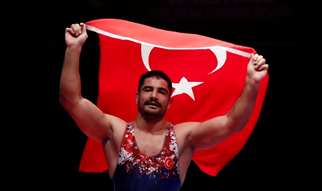 Taha Akgül'den duygulandıran mesaj