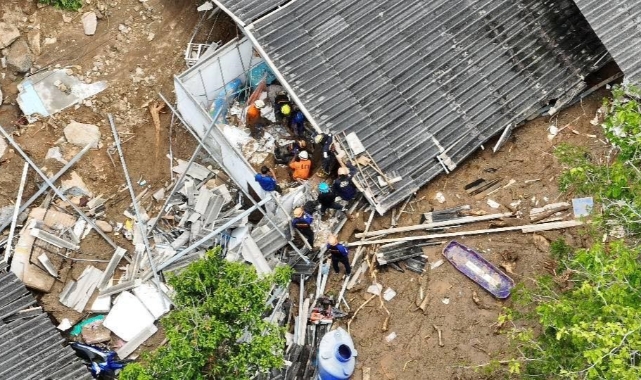 Tayland'da toprak kayması! 10 ölü