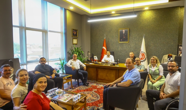Uşak'ta muhtarla istişare toplantısı yapıldı