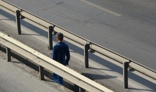 'Yürüyen Adam' evinde ölü bulundu