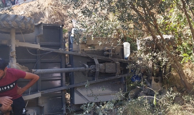 Zeytinliğe uçan patpattaki 2 kişi yaralandı
