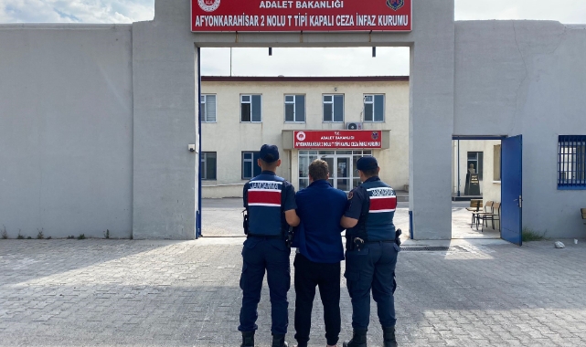 Afyonkarahisar'da kaçak şahıs yakalandı
