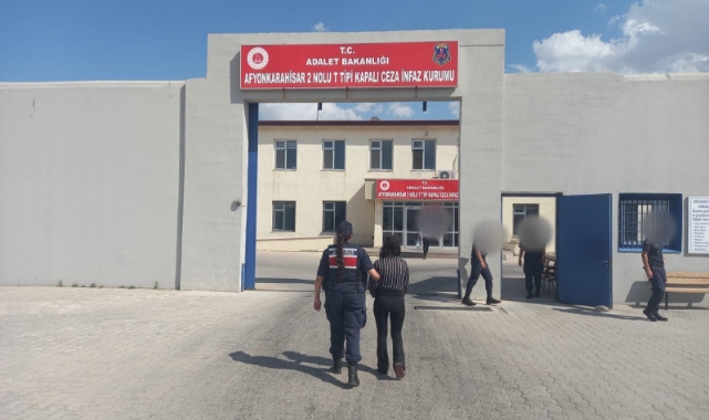 Afyonkarahisar’da kaçak şahıs yakalandı