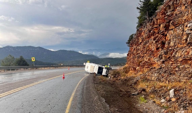 Akseki'de trafik kazası: 1 yaralı,