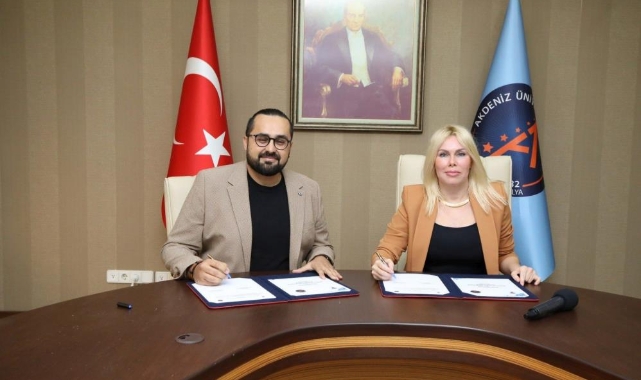 Antalya'nın, film yapım şehri olması için imzalar atıldı