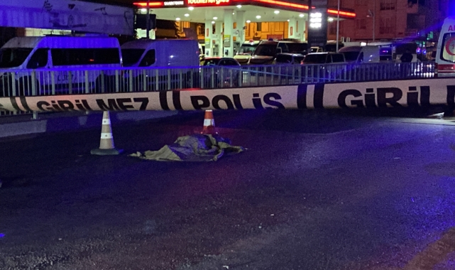 Avcılar'da otomobilin çarptığı yaya feci şekilde can verdi