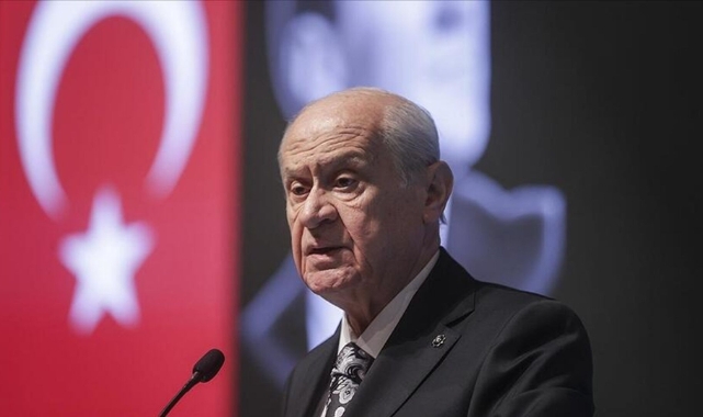 Bahçeli: Anayasa'nın ilk 4 maddesine şaşı bakanlar bizim için yok hükmündedir