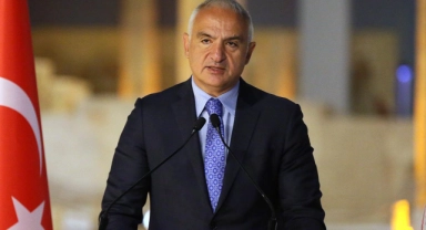 Bakan Ersoy'dan Dil Bayramı mesajı