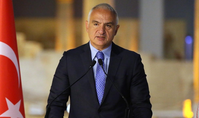 Bakan Ersoy'dan Dil Bayramı mesajı