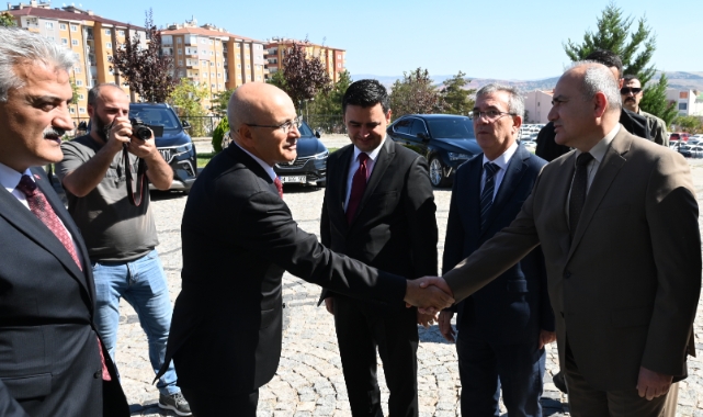 Bakan Şimşek, Kırıkkale Valiliği'ni ziyaret etti