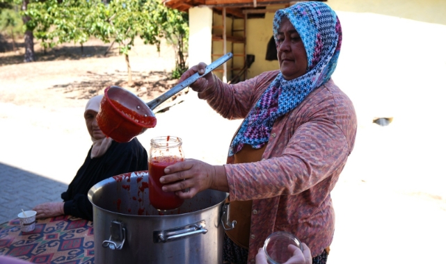 Balıkesir'de üreticinin yüzü güldü