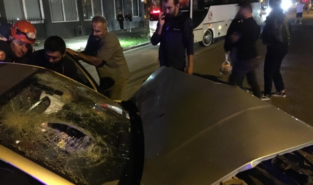 Bandırma'da feci kaza! 1 ölü, 2 ağır yaralı