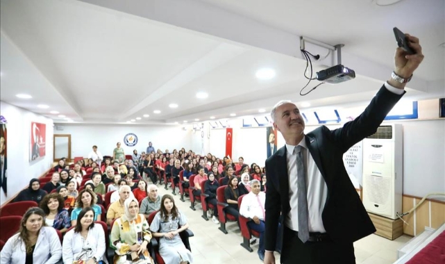 Başkan Alper Taban 'Kariyer Günü'nde lise öğrencileriyle buluştu