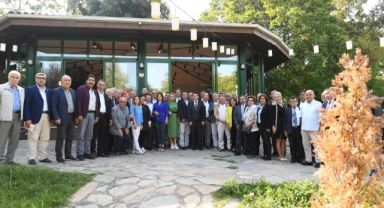 Başkan Erkan Aydın muhtarlar ile işbirliği içinde