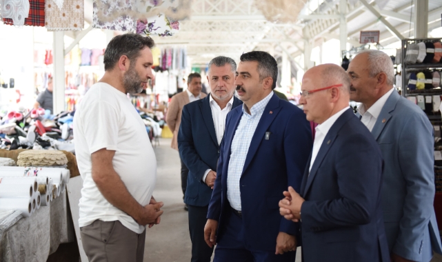 Başkan Yılmaz Gökdere pazar esnafı ile buluştu