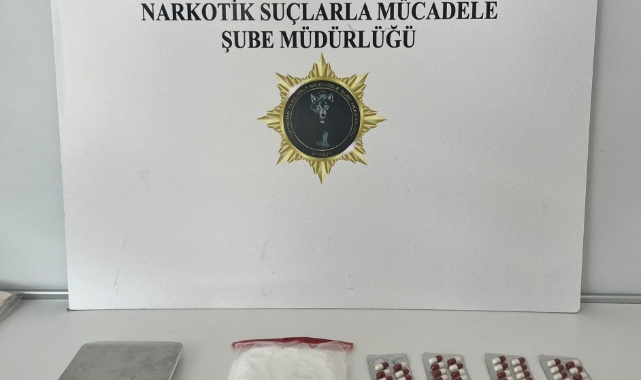 Boş arazideki kolinin ardından evinde de uyuşturucu madde çıktı