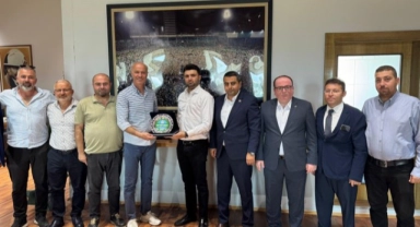 Bursa Artvin Vakfı'ndan Bursaspor Başkanı Çelik'e ziyaret