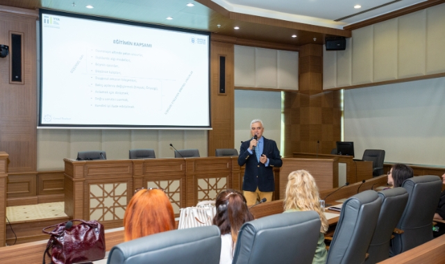 Bursa Büyükşehir Belediye personeline ‘Etkili iletişim, problem çözme ve liderlik eğitimi’