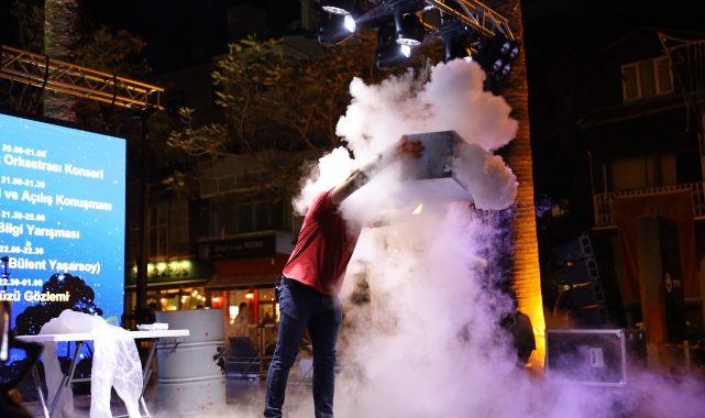 Bursa Büyükşehir'den Mudanya'da bilim dolu gece