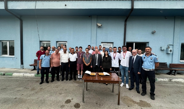 Bursa Büyükşehir Zabıta, ‘Kamu Spor Oyunları’nda şampiyon oldu