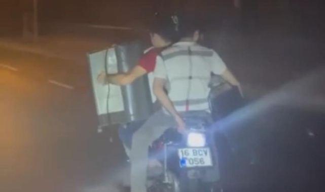 Bursa'da 3 kişi motosikletle yolculuk yapıp yük taşıdı