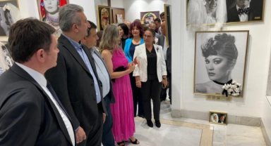 Bursa’da Belgin Ersavaş'ın “Nostalji” sergisi