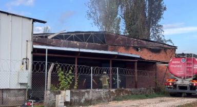 Bursa'da geri dönüşüm tesisinde yangın!