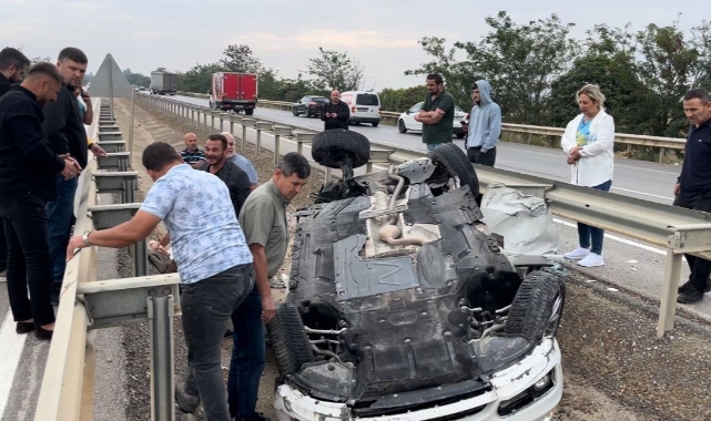 Bursa'da metrelerce savrulan aracın sürücüsü yaralı kurtuldu
