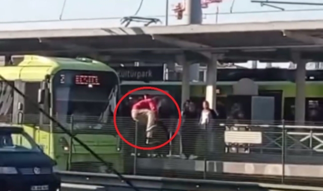 Bursa'da metro raylarında tehlikeli anlar