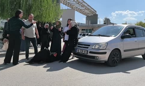 Bursa'da otomobil yayaya çarptı