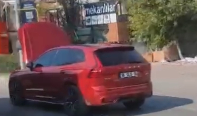 Bursa'da şaşkına çeviren olay! Kilometrelerce  kaputu açık ilerledi...