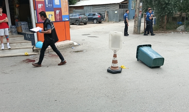 Bursa'da yanına yaklaşan bisikletlinin silahlı saldırısında yaralandı