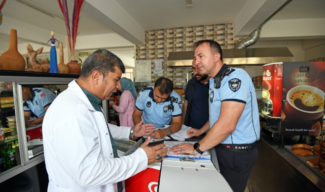 Bursa'da zabıta ekipleri okul kantinlerini denetledi