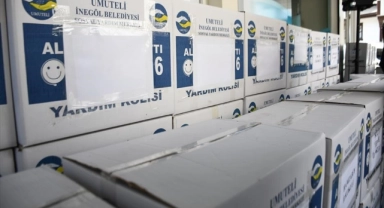 Bursa İnegöl Belediyesi’nden 1500 Öğrenciye Kırtasiye Yardımı