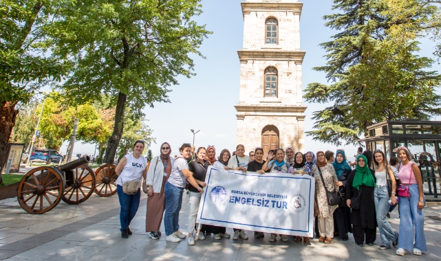 Bursa’nın güzelliklerini işaret diliyle tanıyorlar