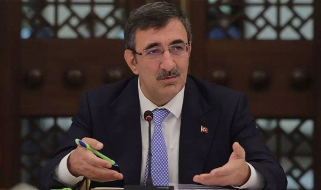 Cevdet Yılmaz: İnşallah bütçe açığımız yüzde 5'in altına gelecek