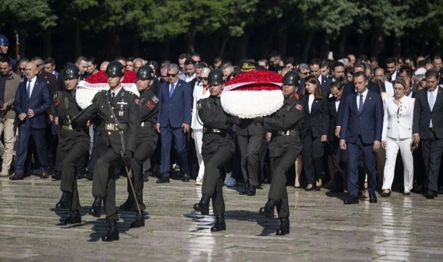 CHP heyetinden Anıtkabir ziyareti